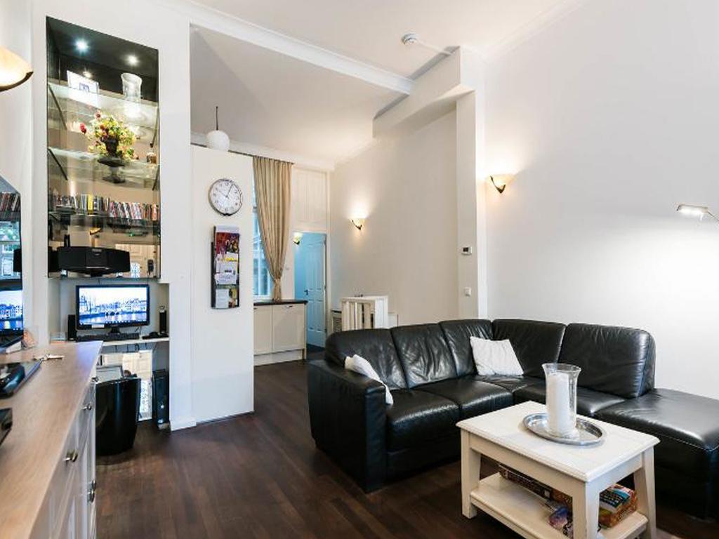 Lovely Canal Apartment Amsterdam Exterior photo